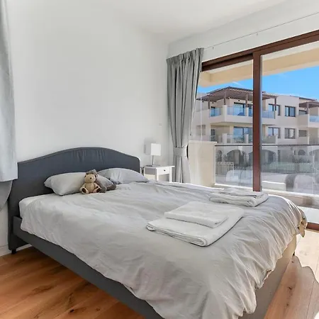 Aphrodite Hills Stunning