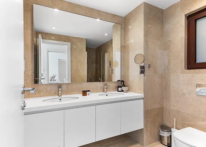 Апартаменты Aphrodite Hills Stunning *