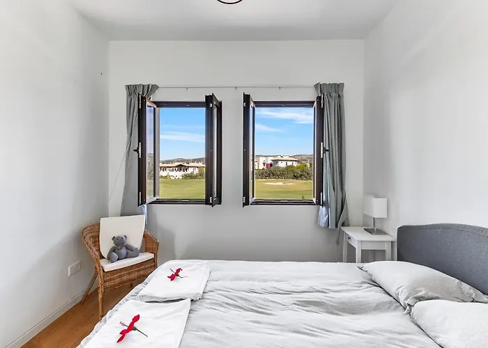 Апартаменты Aphrodite Hills Stunning *