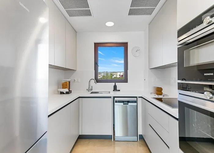 Апартаменты Aphrodite Hills Stunning Пафос