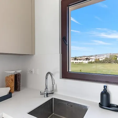 Apartament Aphrodite Hills Stunning